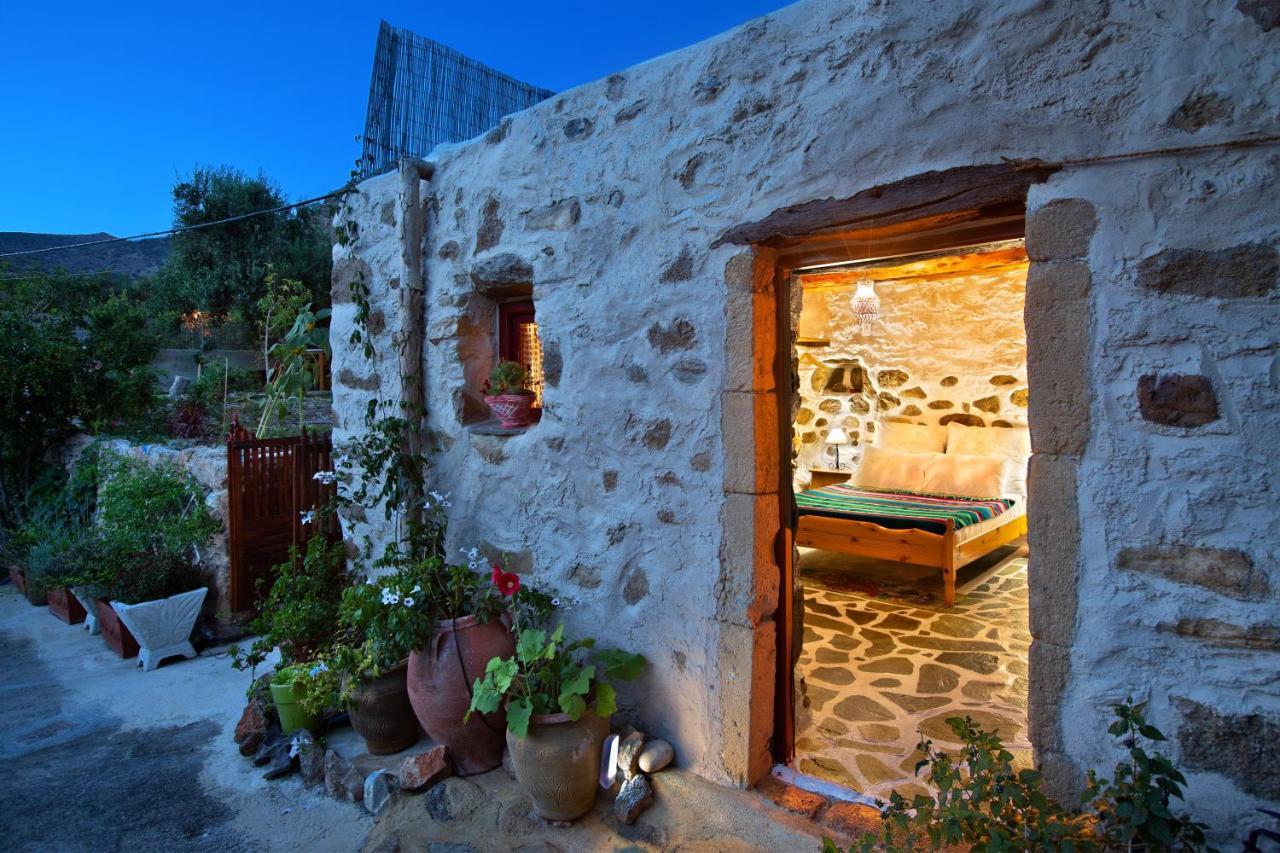 Natura Cottages Makrýgialos 外观 照片
