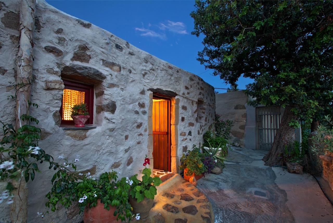 Natura Cottages Makrýgialos 外观 照片